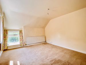 Bedroom- click for photo gallery